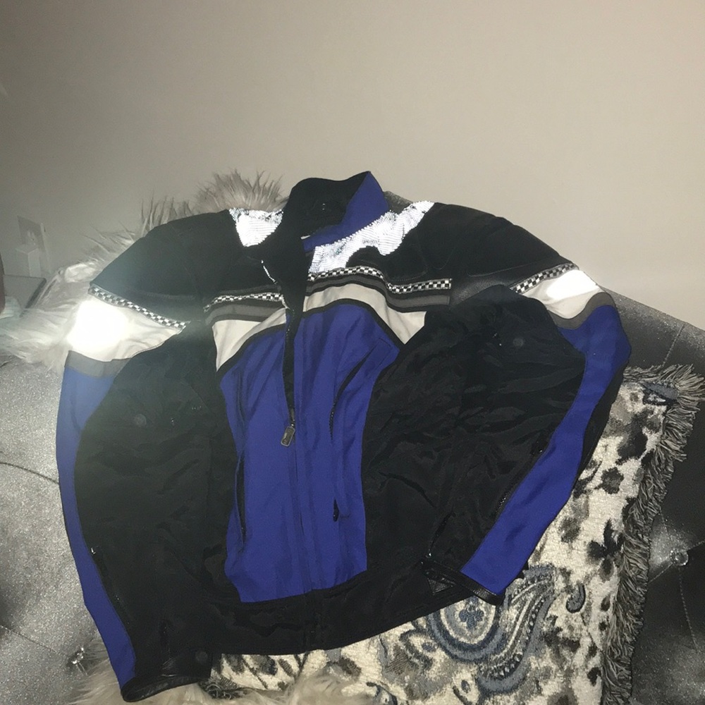Motorcycle jacket